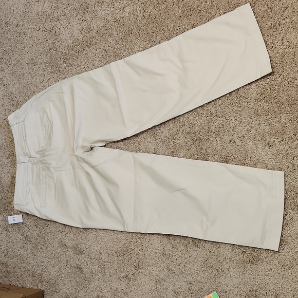 GAP Khaki's - Picture 9 of 10